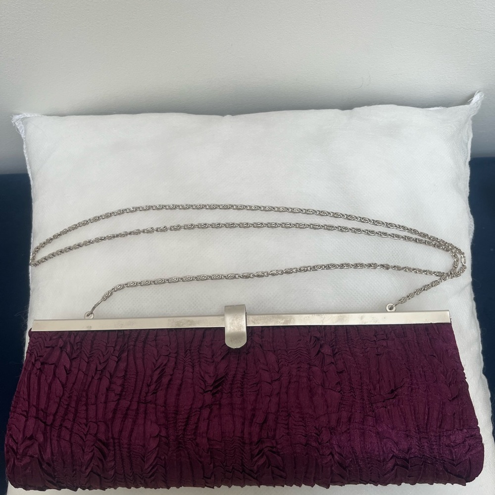 Elegant Purple Clutch with Silver Chain